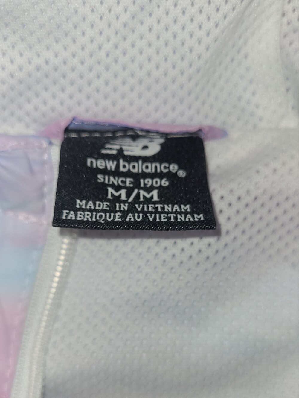 New Balance Womens Pastel Multi-Stripe Hooded Raincoat Size M - Picture 2 of 16